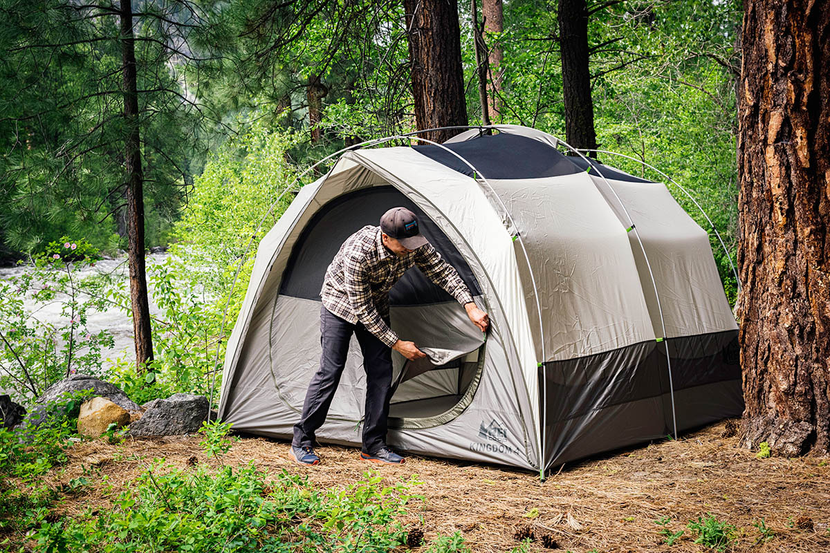 Best Camping Tents Buying Guides | The Travel Gears
